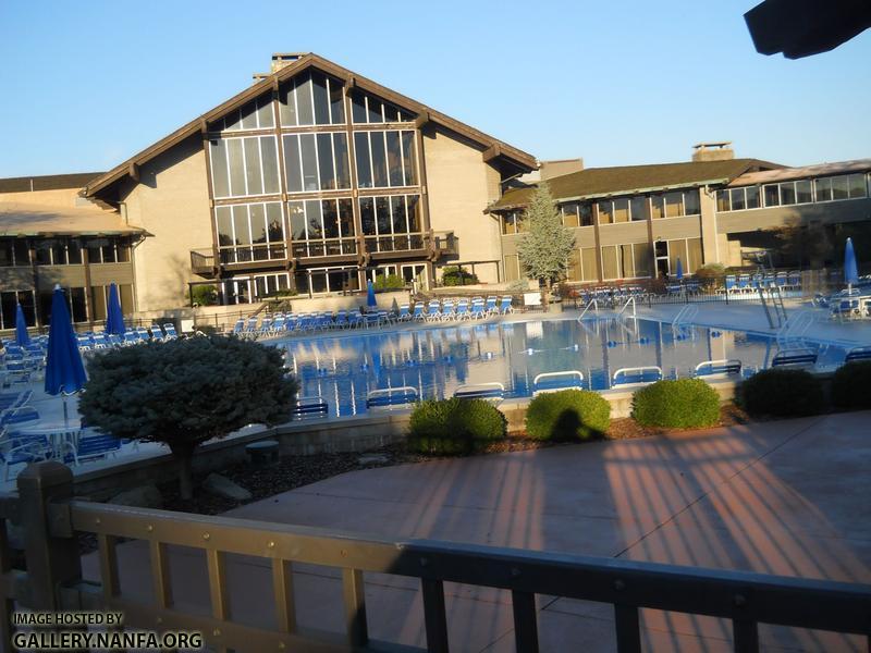 lodge pool