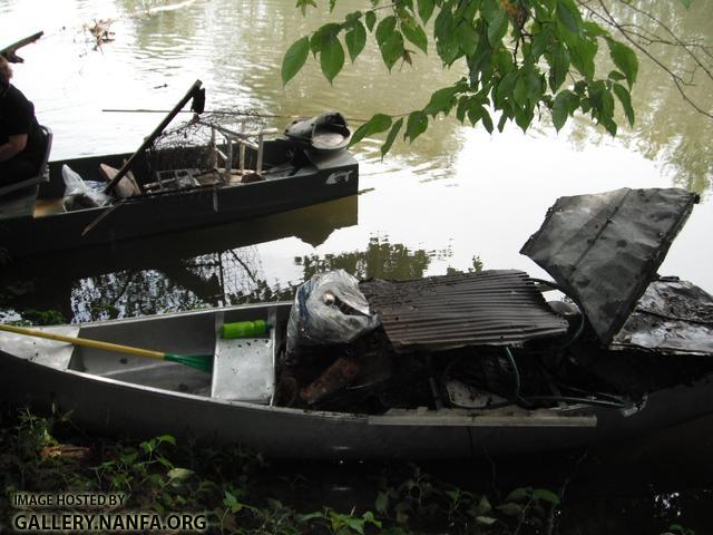 Clean the Green 2012 - Loading Canoes 2.JPG