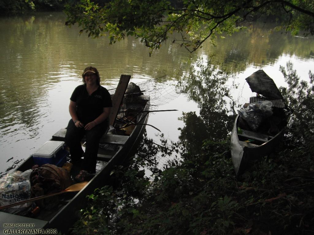 Clean the Green 2012 - Loading Canoes 4.JPG